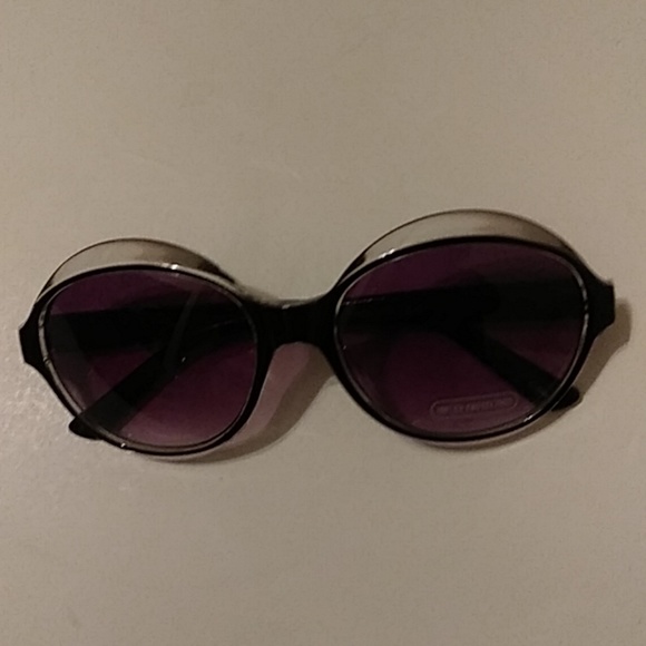Retro Cateye Sunglasses - Picture 4 of 4